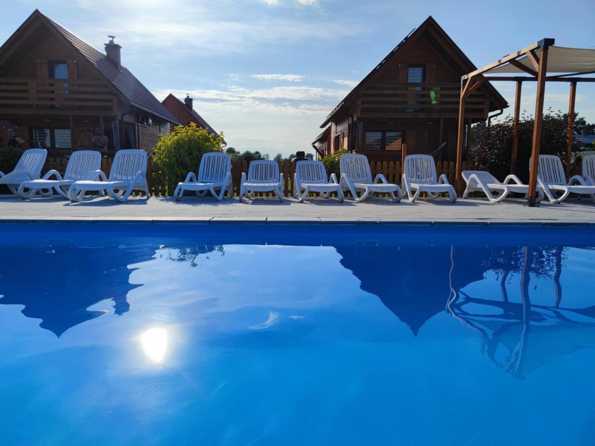 Miodowa Sadyba Domki Caloroczne Kluczbork Ligota Zamecka Bagian luar foto